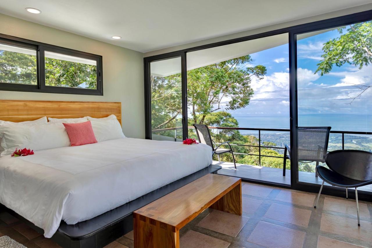 Rancho Pacifico - Boutique Hotel For Adults Увита Экстерьер фото